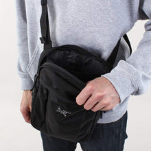 Load image into Gallery viewer, Arc'teryx Slingblade Shoulder Bag